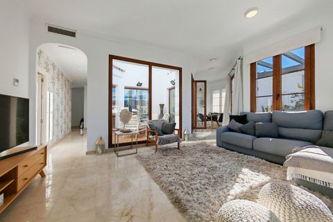 Villa a Estepona, Malaga, Estepona - € 995.000 | Ref: R5042338 - foto 3