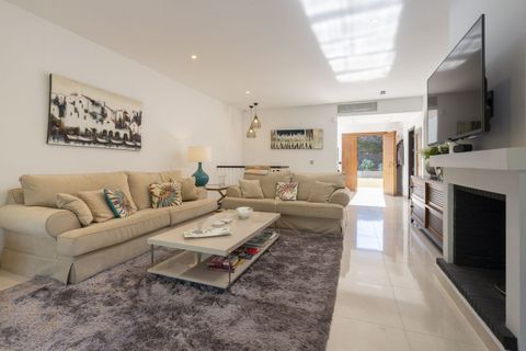 Villa a Elviria, Malaga, Elviria - € 1.995.000 | Ref: R5056612 - foto 2