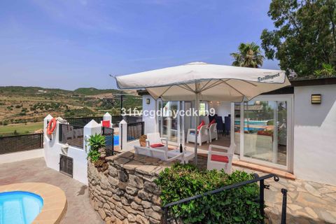 Villa a Estepona, Malaga, Estepona - € 1.600.000 | Ref: R5061076 - foto 23