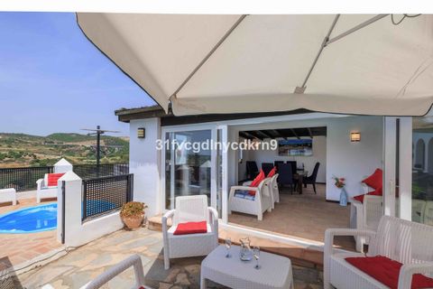 Villa a Estepona, Malaga, Estepona - € 1.600.000 | Ref: R5061076 - foto 25