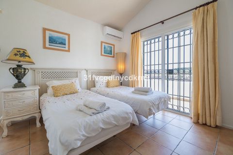 Villa a Estepona, Malaga, Estepona - € 1.600.000 | Ref: R5061076 - foto 45