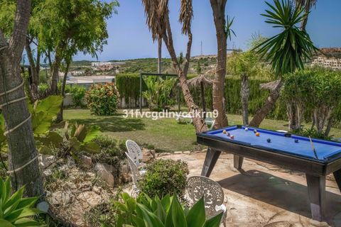 Villa a Estepona, Malaga, Estepona - € 1.600.000 | Ref: R5061076 - foto 50