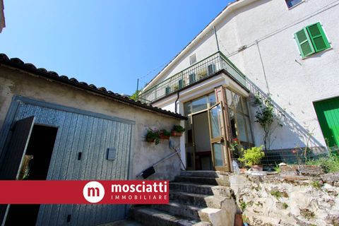 Villa i Sefro, Macerata, Sefro - € 54.000 | Ref: 1308 - foto 1