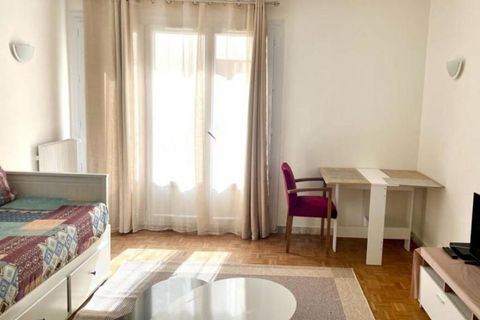 Estudi a Suresnes, Hauts-de-Seine, Suresnes - € 990/mes | Ref: 729688 - foto 3