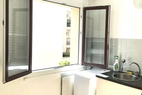 Estudi a Suresnes, Hauts-de-Seine, Suresnes - € 990/mes | Ref: 729688 - foto 5