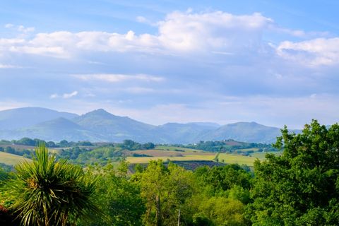 Villa i Ustaritz, Pyrenees-Atlantiques, Ustaritz - € 1.200.000 | Ref: 93742 - foto 2