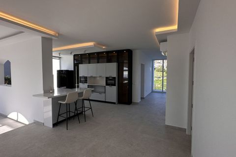 Villa i La Duquesa, Malaga, La Duquesa - € 1.195.000 | Ref: R4917181 - foto 5
