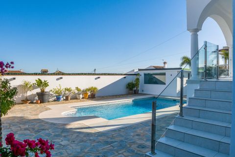Villa i La Duquesa, Malaga, La Duquesa - € 1.100.000 | Ref: R5011174 - foto 4