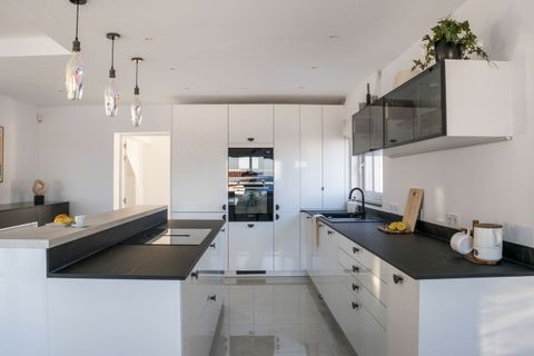 Villa i La Duquesa, Malaga, La Duquesa - € 1.100.000 | Ref: R5011174 - foto 13