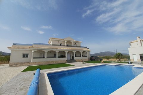 Villa i Pinoso, Alicante, Pinoso - € 649.995 | Ref: CCP3122 - foto 1