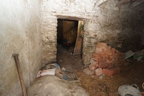 Landsbyhus i Portugos, Granada, Portugos - € 65.000 | Ref: PT582 - foto 8