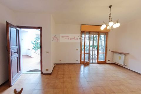 Rækkehus i Pietrasanta, Lucca, Pietrasanta - € 399.000 | Ref: 2918 - foto 1