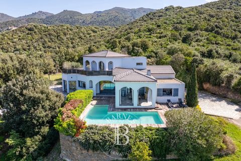 Haus in Saint-Florent, Haute-Corse, Saint-Florent - € 2.520.000 | Ref: RV1786 - Foto 1