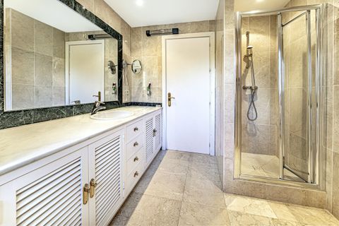 Villa i Marbella, Malaga, Marbella - € 3.350.000 | Ref: R4593739 - foto 24