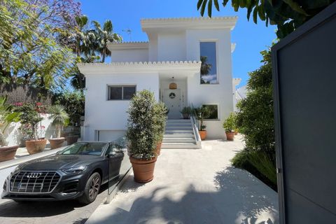 Villa i Nagueles, Malaga, Nagueles - € 1.998.500 | Ref: R5045278 - foto 1
