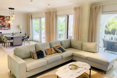 Villa i Nagueles, Malaga, Nagueles - € 1.998.500 | Ref: R5045278 - foto 16