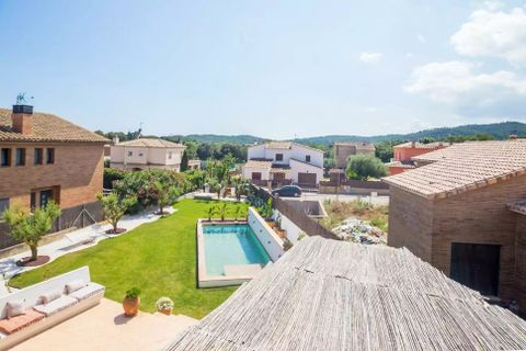 Villa a Vall-Llobrega, Gerona, Vall-Llobrega - € 1.095.000 | Ref: CBF4872 - foto 8