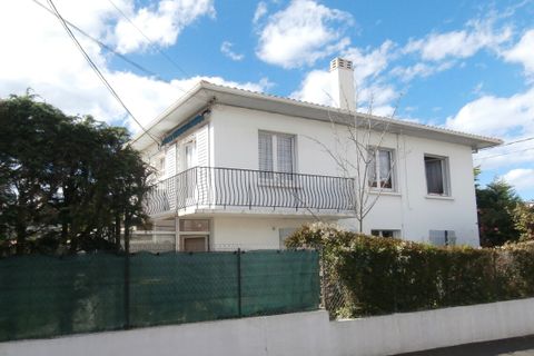 Villa i Anglet, Pyrenees-Atlantiques, Anglet - € 595.000 | Ref: getkey_6251 - foto 1