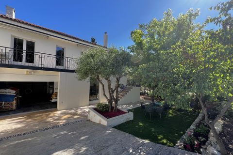 Villa i Nimes, Gard, Nimes - € 698.000 | Ref: 2198-88 - foto 1