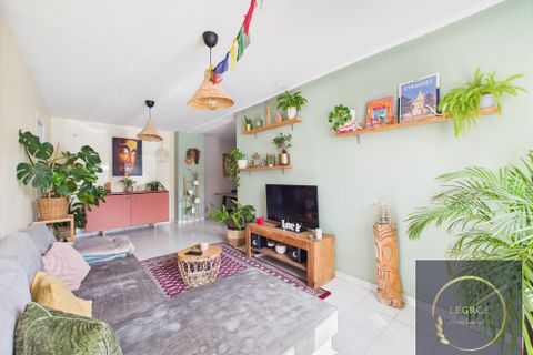 Lejlighed i Eyragues, Bouches-du-Rhone, Eyragues - € 179.000 | Ref: 196 - foto 1