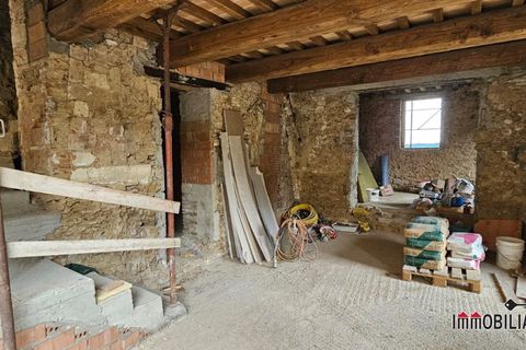 Villa a Poggibonsi, Siena, Poggibonsi - € 250.000 | Ref: PEQ-2211 - foto 11