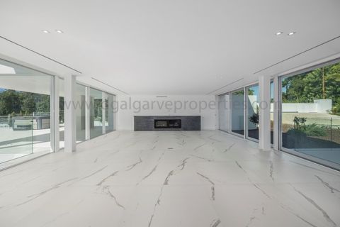 Villa i Almancil, Faro, Almancil - € 4.995.000 | Ref: DG3857 - foto 4