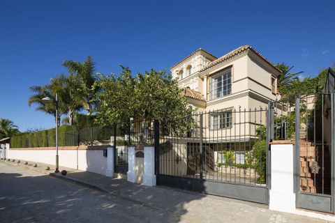 Villa a Elviria, Malaga, Elviria - € 3.700.000 | Ref: DPIe7013 - foto 8