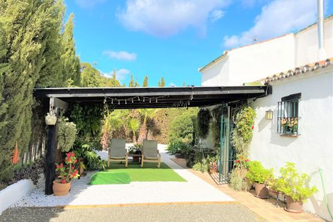 Villa a Estepona, Malaga, Estepona - € 499.000 | Ref: DPIe33016 - foto 6