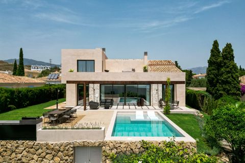 Villa a Benahavis, Malaga, Benahavis - € 2.325.000 | Ref: DPIe35918 - foto 2