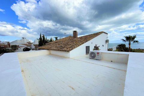 Villa a Estepona, Malaga, Estepona - € 730.000 | Ref: DPIe15877 - foto 35