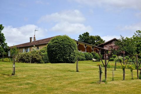 Villa a Lauzun, Lot-et-Garonne, Lauzun - € 689.000 | Ref: BVI81009 - foto 10