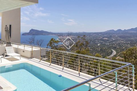 Villa i Altea, Alicante, Altea - € 1.675.000 | Ref: ALT42772 - foto 2