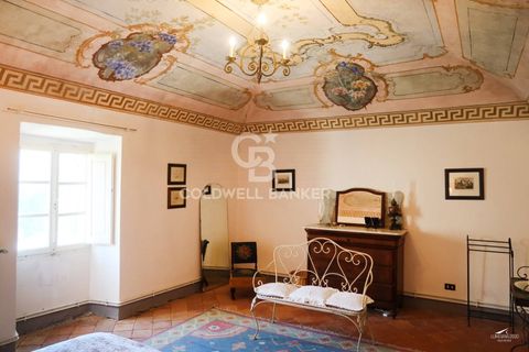 Villa a Pontremoli, Massa and Carrara, Pontremoli - € 1.100.000 | Ref: CBI129-2906-130509 - foto 11
