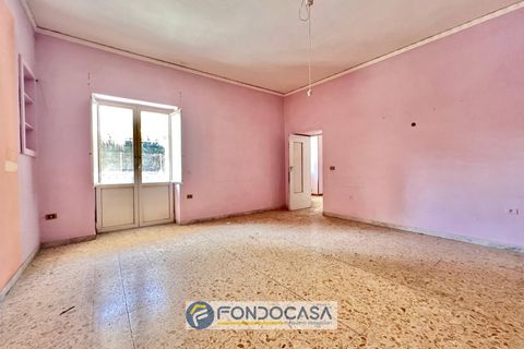 Erhvervsejendom i Sant'Antimo, Naples, Sant'Antimo - € 220.000 | Ref: via garigliano - foto 9
