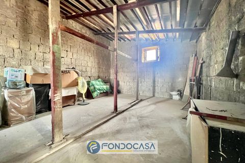 Erhvervsejendom i Sant'Antimo, Naples, Sant'Antimo - € 220.000 | Ref: via garigliano - foto 14