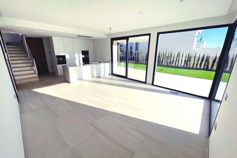Villa i Finestrat, Alicante, Finestrat - € 850.000 | Ref: HO700060 - foto 2
