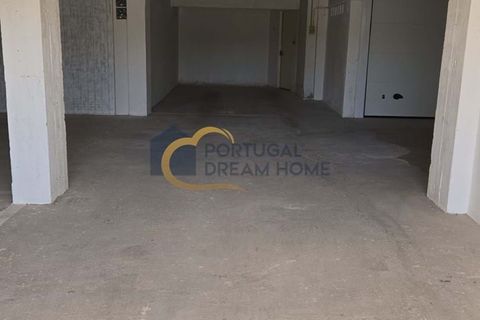Garage i Albufeira, Faro, Albufeira - € 44.000 | Ref: CM121 - foto 2