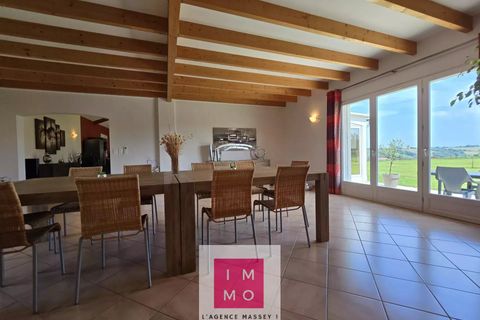 Villa a Tarbes, Hautes-Pyrenees, Tarbes - € 400.000 | Ref: 660 - foto 25