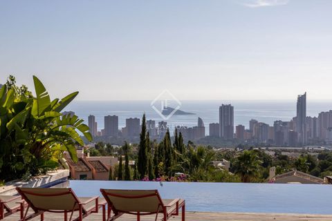 Villa i Finestrat, Alicante, Finestrat - € 3.500.000 | Ref: ALT61051 - foto 1