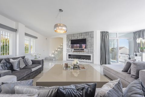 Villa a Marbella, Malaga, Marbella - € 2.200.000 | Ref: PANR-14950 - foto 2