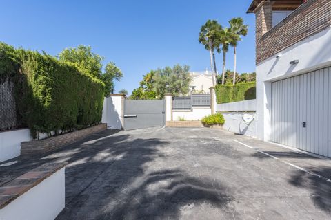 Villa a Marbella, Malaga, Marbella - € 2.200.000 | Ref: PANR-14950 - foto 37
