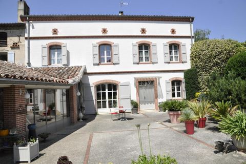 Villa a Graulhet, Tarn, Graulhet - € 580.000 | Ref: AJ4563 - foto 2