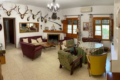 Villa i Baena, Cordoba, Baena - € 235.000 | Ref: AI-Riverside Haven - foto 2