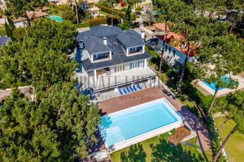 Villa a Almada, Setubal, Almada - € 2.650.000 | Ref: 8813 - foto 2