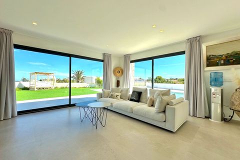 Villa i Denia, Alicante, Denia - € 1.795.000 | Ref: xbl7750 - foto 18