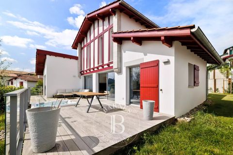 Villa i Urrugne, Pyrenees-Atlantiques, Urrugne - € 1.480.000 | Ref: M1699 - foto 2