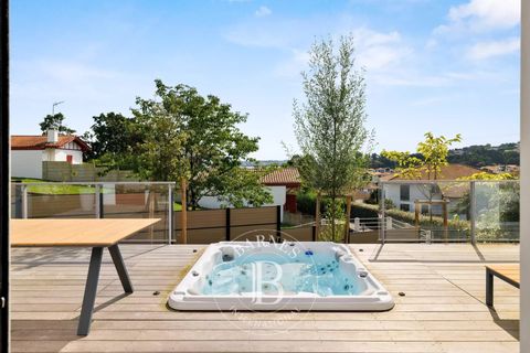 Villa i Urrugne, Pyrenees-Atlantiques, Urrugne - € 1.480.000 | Ref: M1699 - foto 4