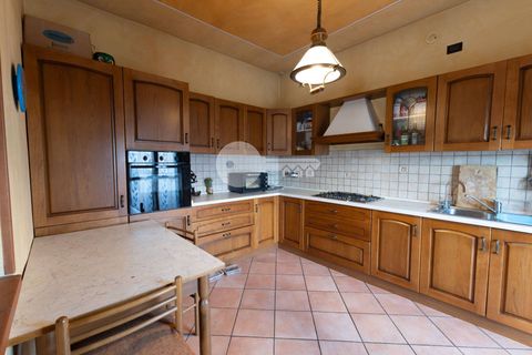 Villa i Leno, Brescia, Leno - € 275.000 | Ref: 6415062020-1208 - foto 6
