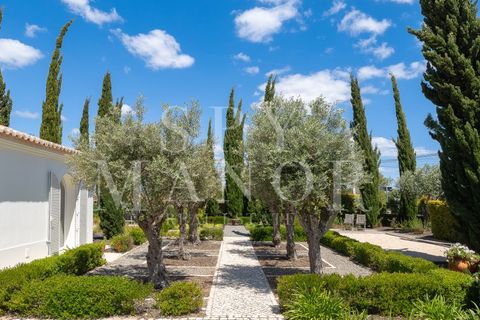 Villa i Estombar, Faro, Estombar - € 1.750.000 | Ref: Spy-00153 - foto 12