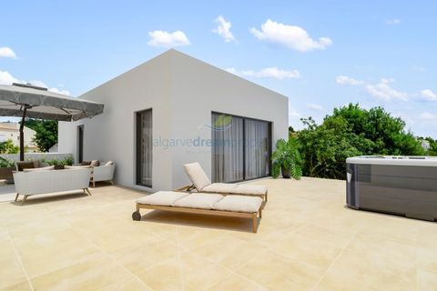 Villa i Almancil, Faro, Almancil - € 1.690.000 | Ref: LG-V5-01 - foto 8